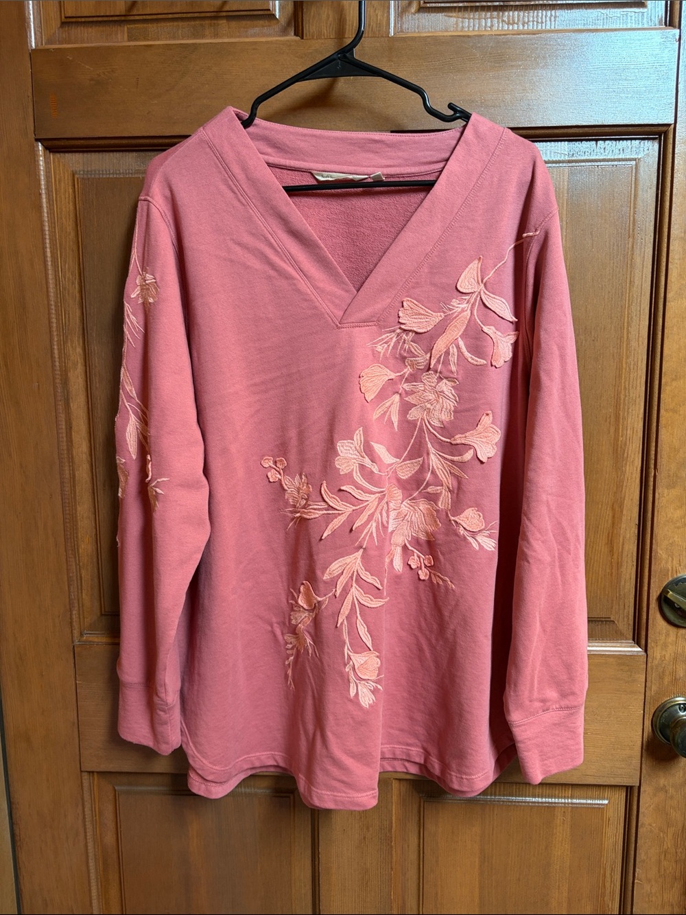 Soft Surroundings Embroidered French Terry V Neck LS Tunic Size 1X
